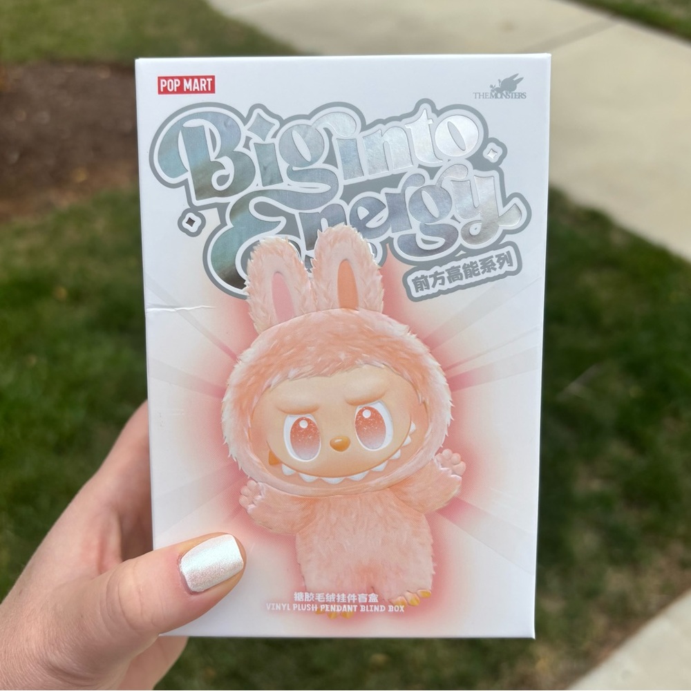 THE MONSTERS Big into Energy Series - Vinyl Plush Pendant Blind Box {Loyalty}